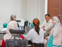 M Kelas Karyawan STIESIA Surabaya Prestasi Album Foto 2